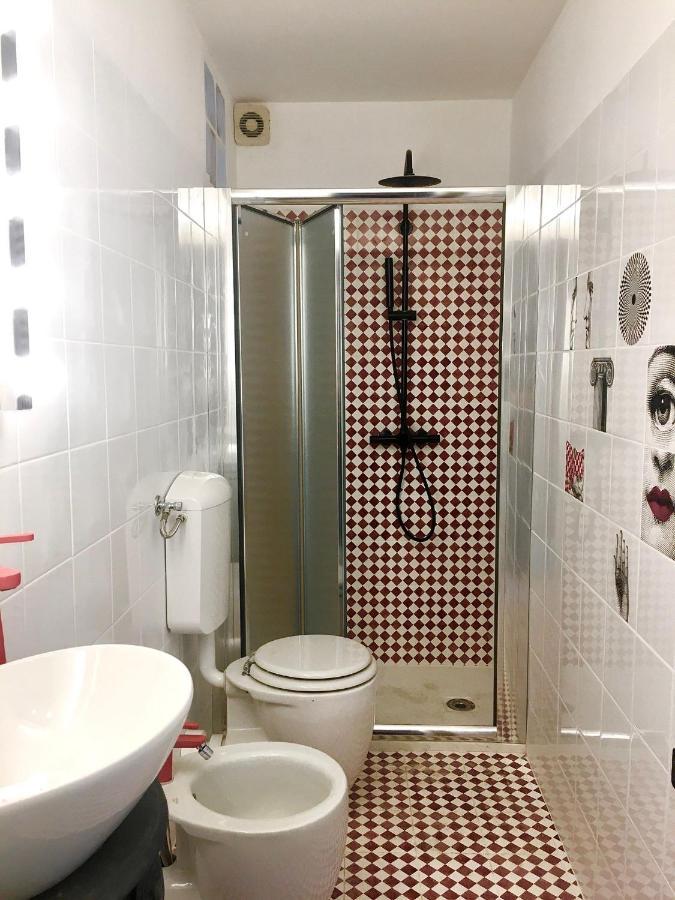 L'Ora Delle Streghe B&B Centralissimo Livourne Extérieur photo