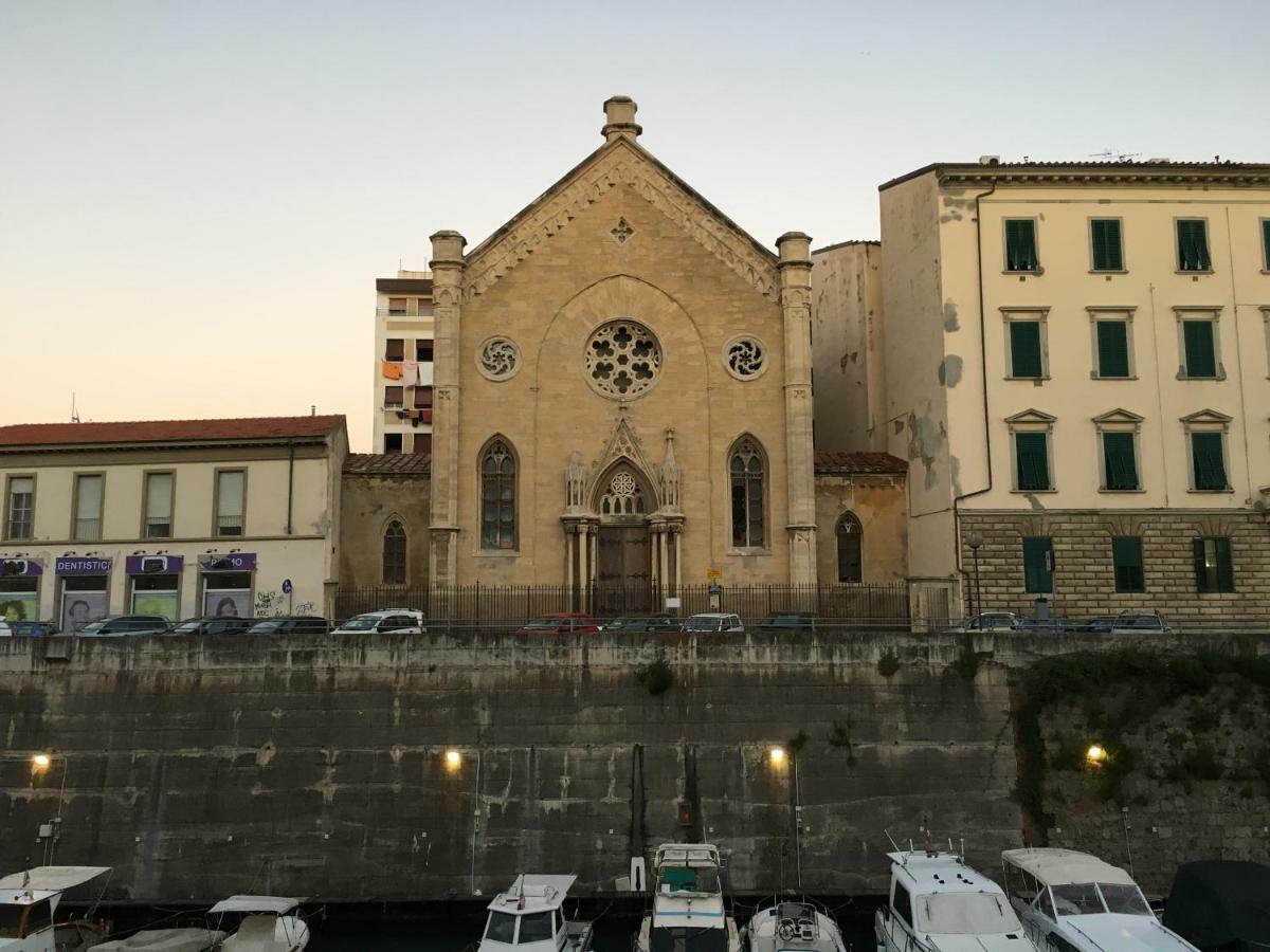 L'Ora Delle Streghe B&B Centralissimo Livourne Extérieur photo